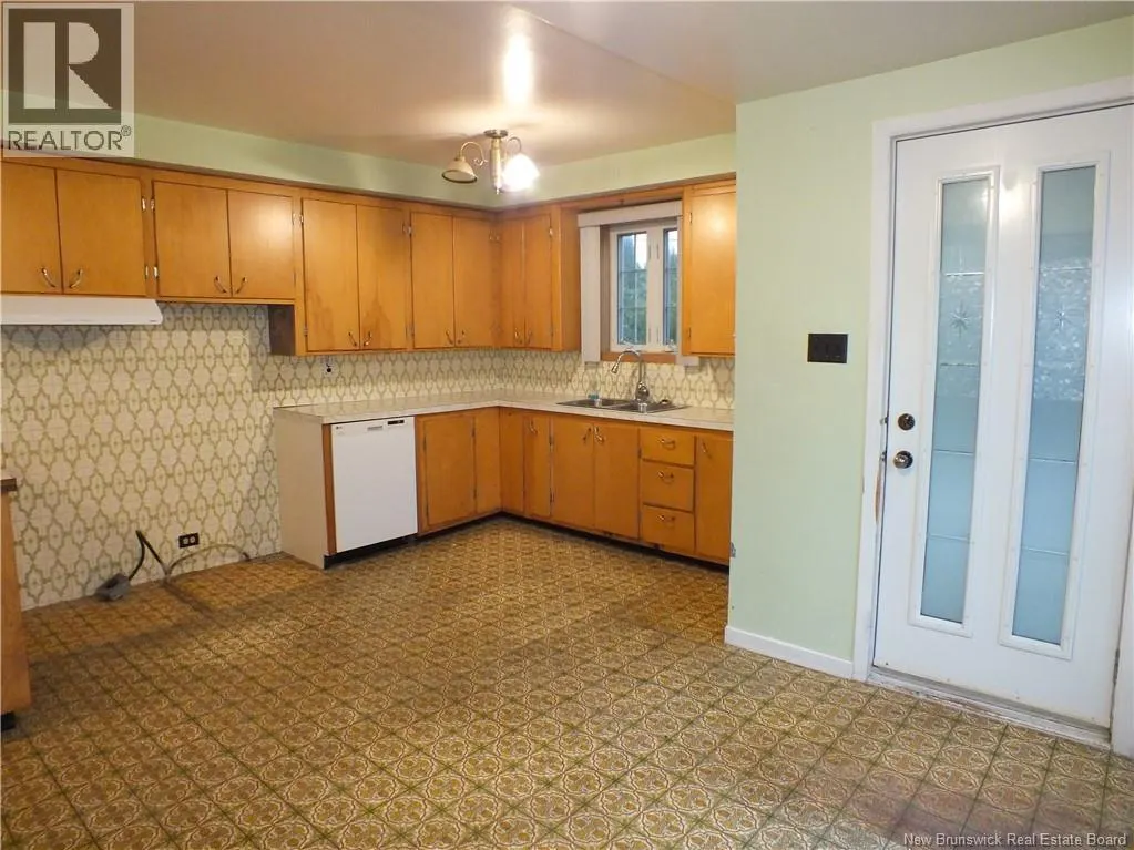533 Broadway Boulevard West