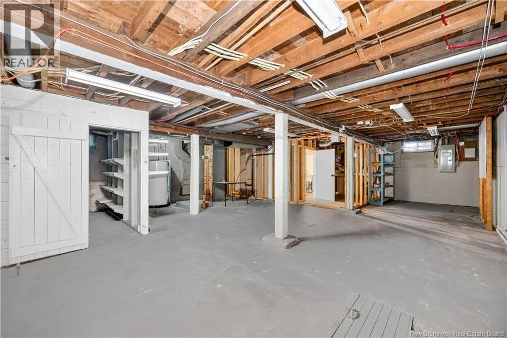 37 Winter Avenue