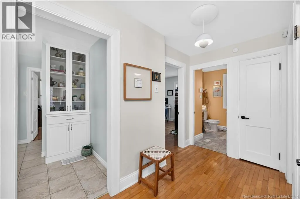 37 Winter Avenue
