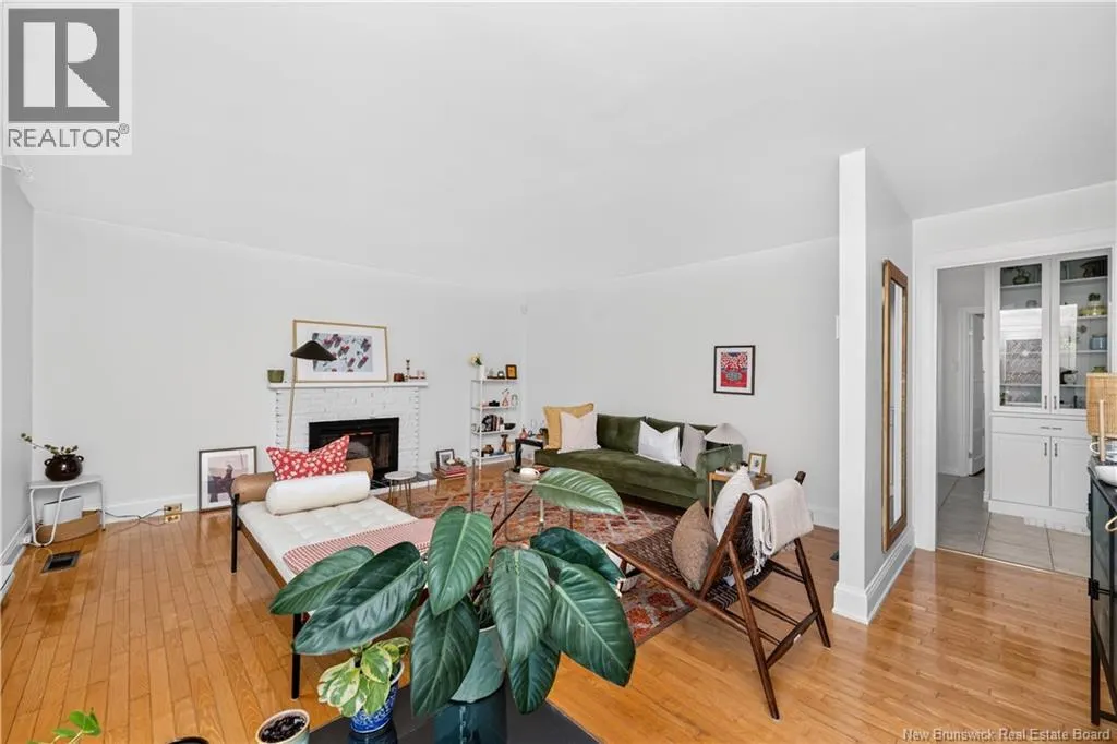 37 Winter Avenue