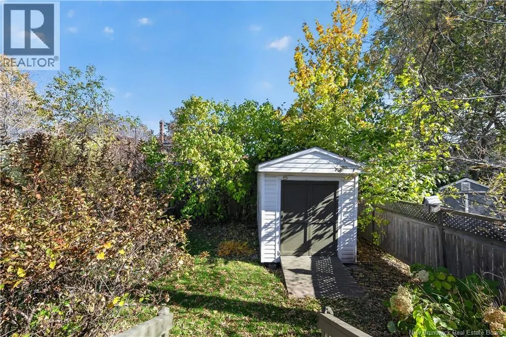 37 Winter Avenue
