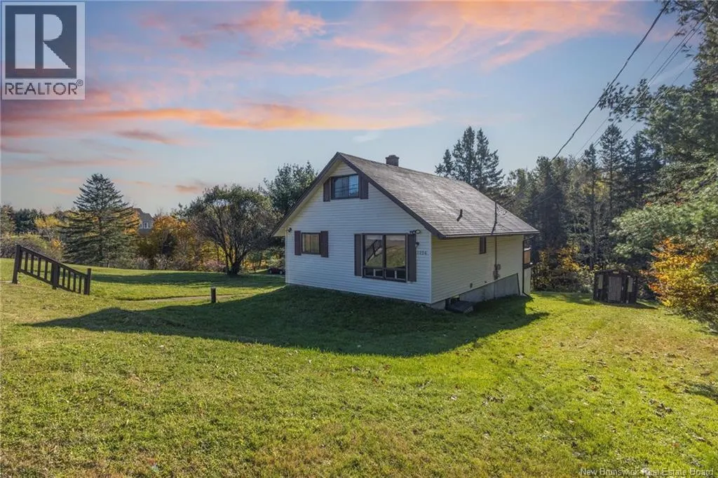 3256 Mountain Road
