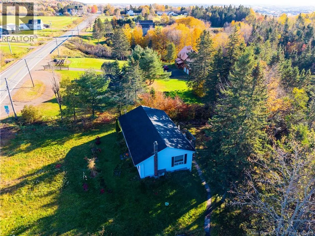 3256 Mountain Road