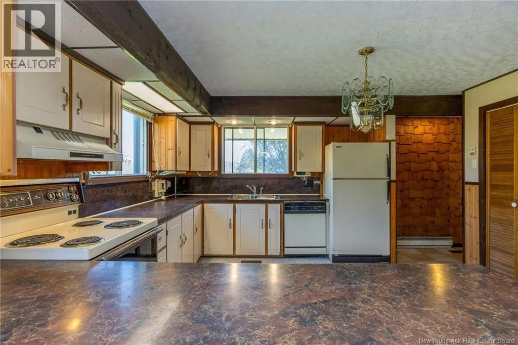 3256 Mountain Road