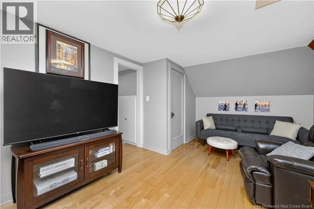 17 Grandview Drive