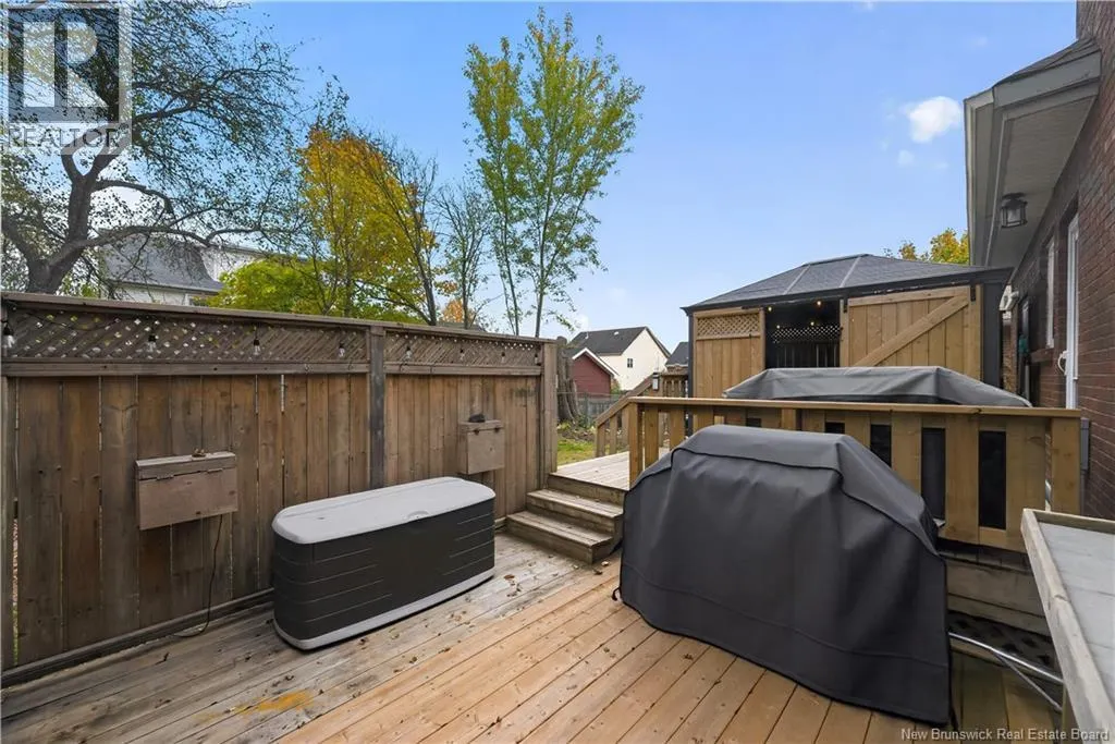 17 Grandview Drive
