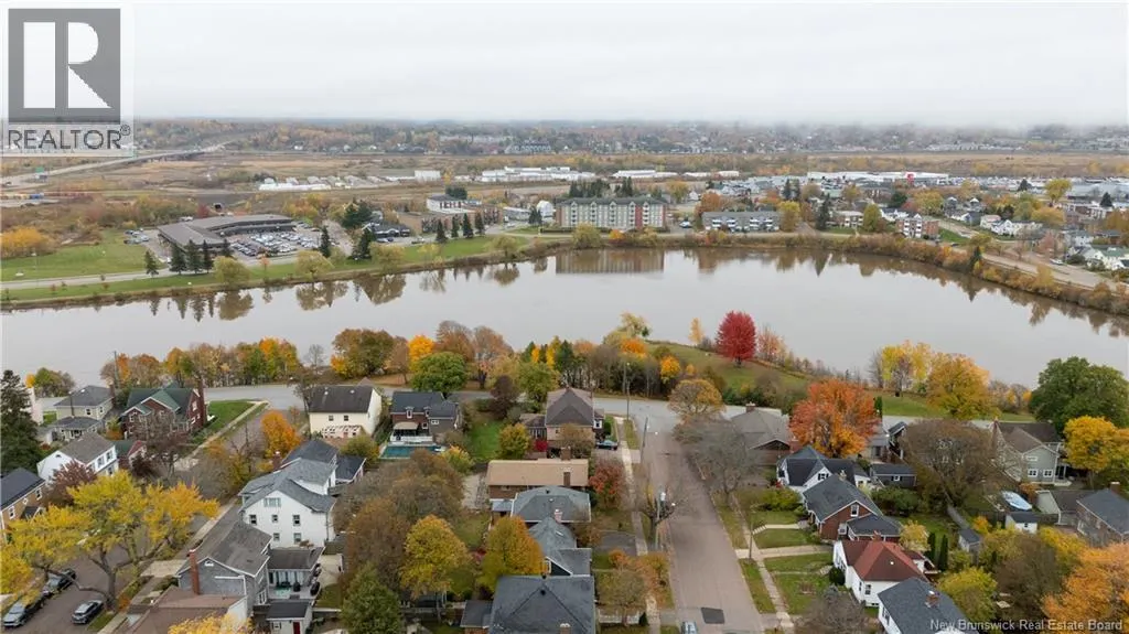 17 Grandview Drive