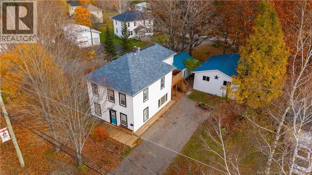 36 Queensway Way