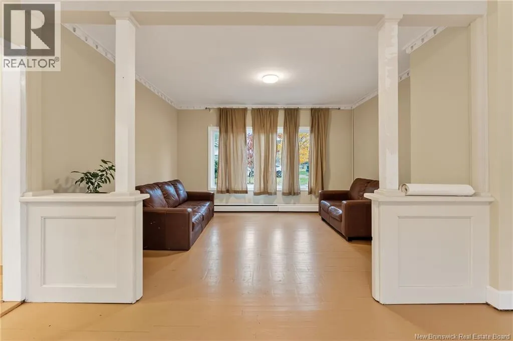 36 Queensway Way