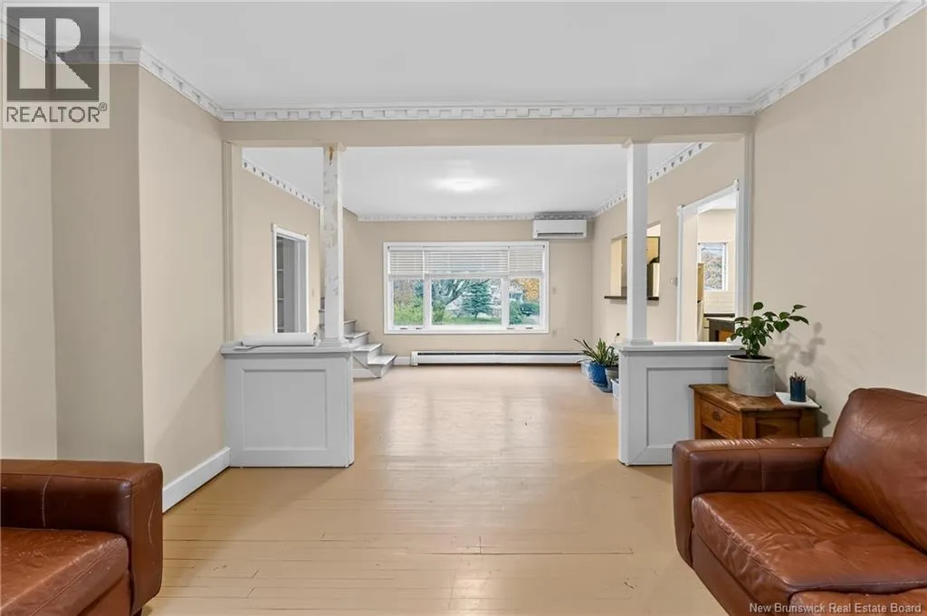36 Queensway Way
