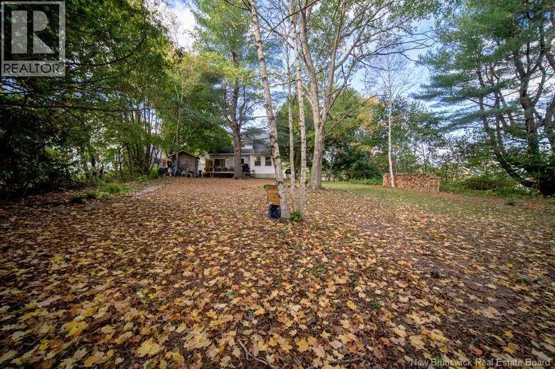 218 Colonial Heights