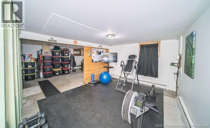 218 Colonial Heights