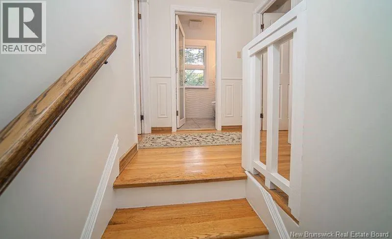 218 Colonial Heights