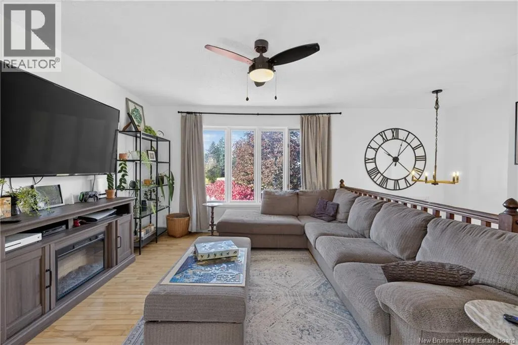 360 Petrie Avenue