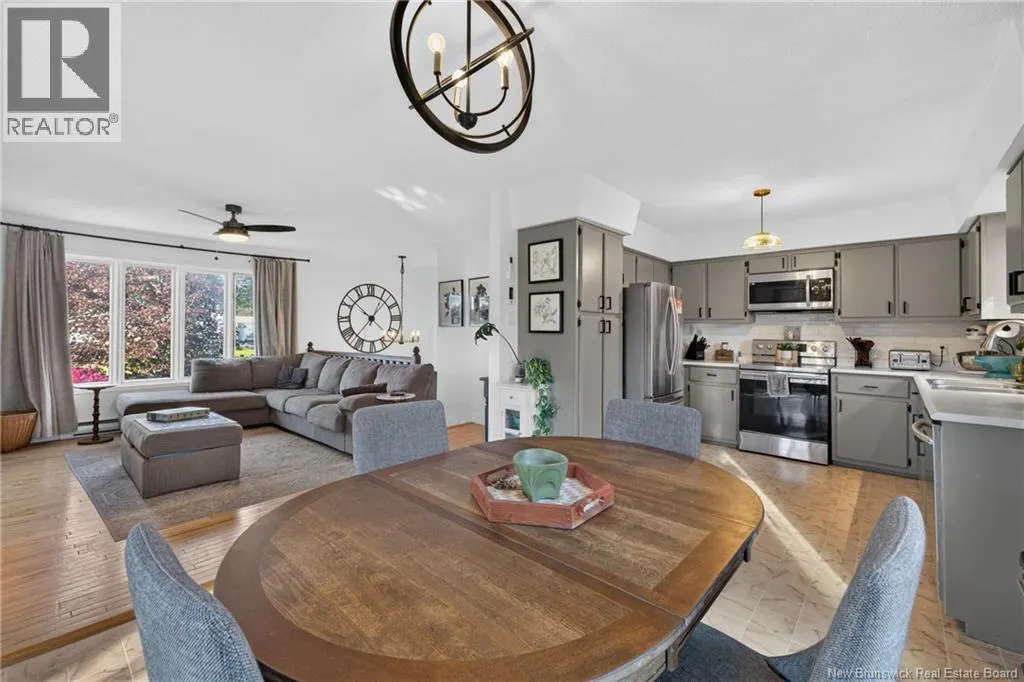 360 Petrie Avenue