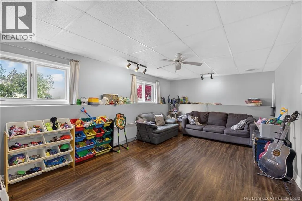 360 Petrie Avenue