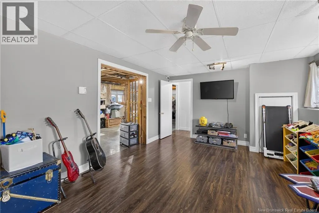 360 Petrie Avenue