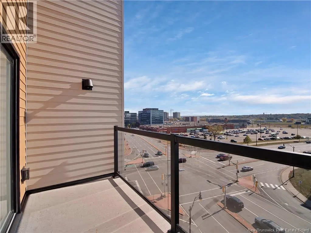 1333 Main Street Unit# 605