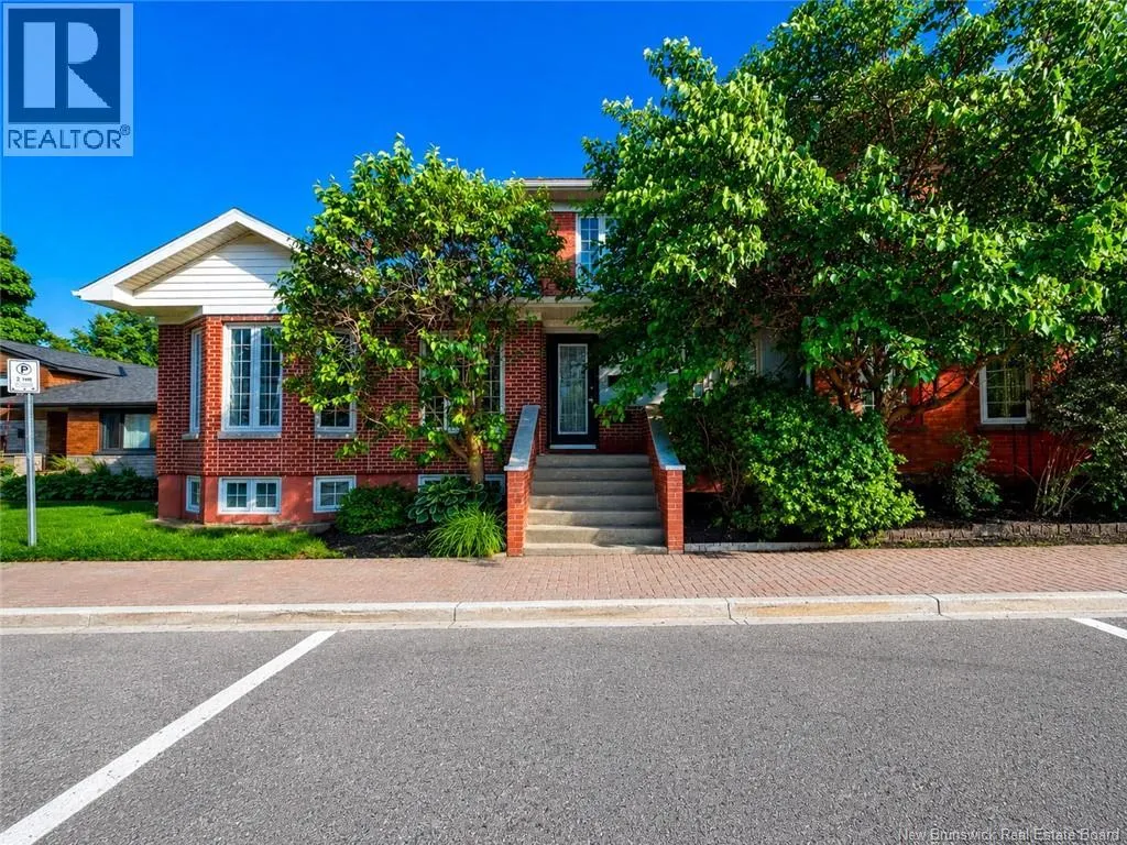 102 St George