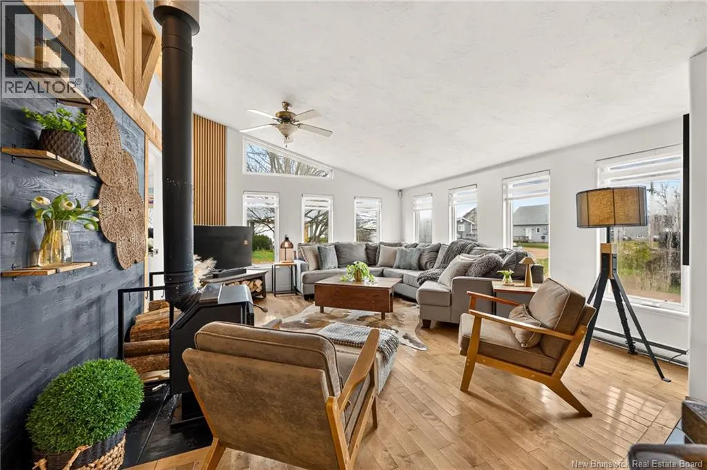 29 Baybreeze Lane