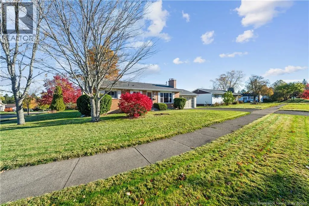 55 Monte Carlo Crescent