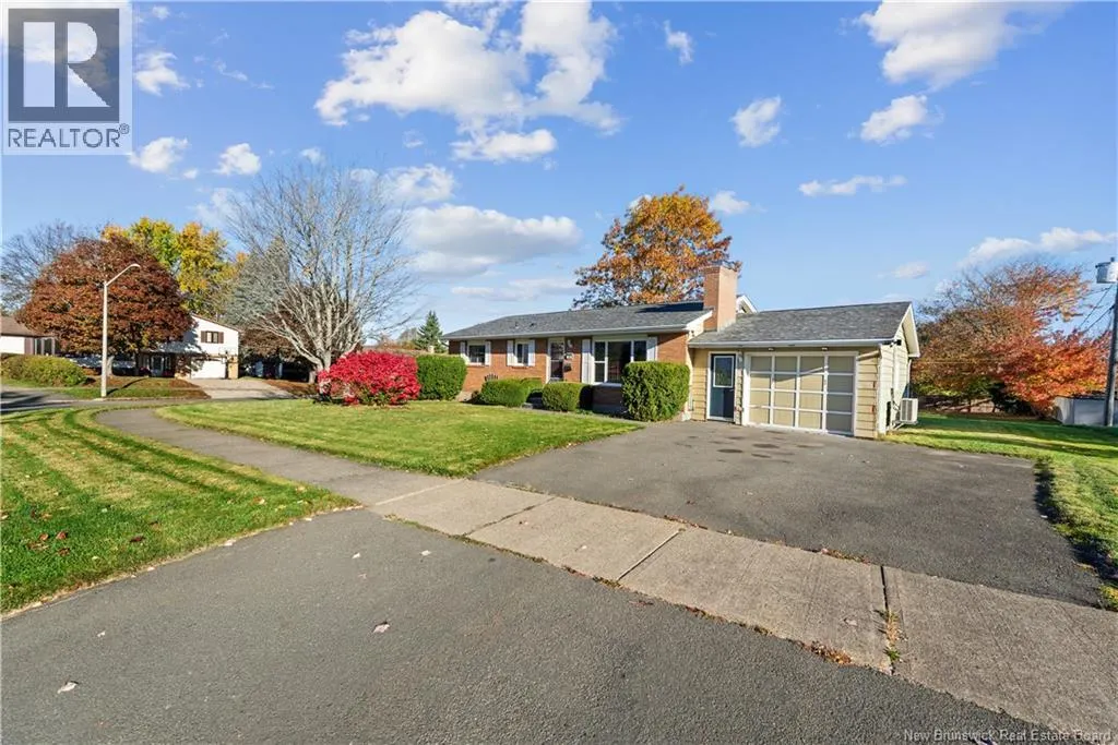 55 Monte Carlo Crescent
