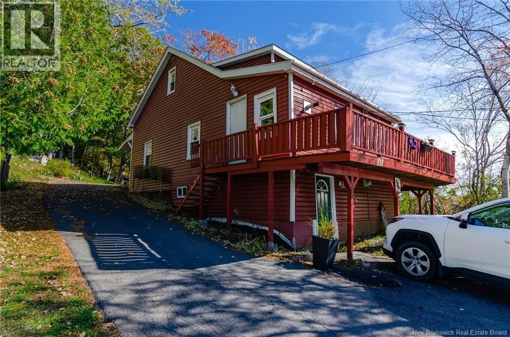 137 Lawrence Long Road