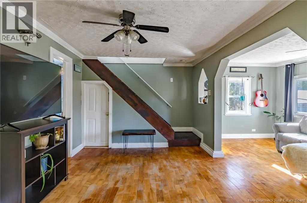 137 Lawrence Long Road