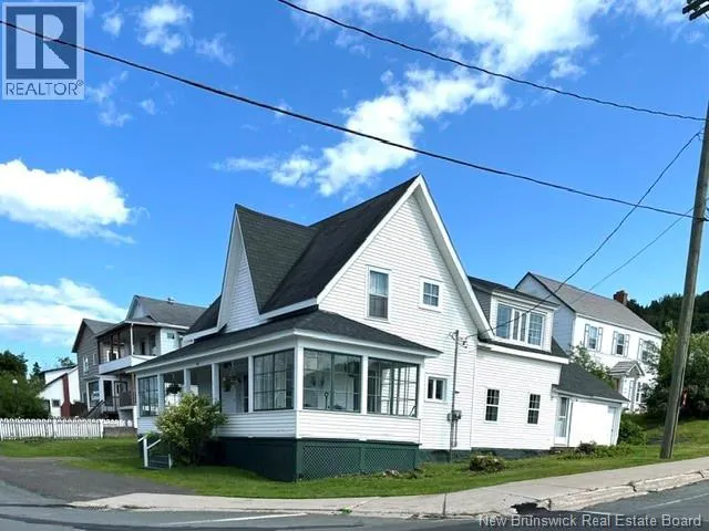 442 Adelaide Street