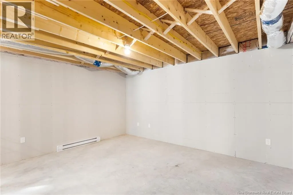 2 Huntingdon Circle