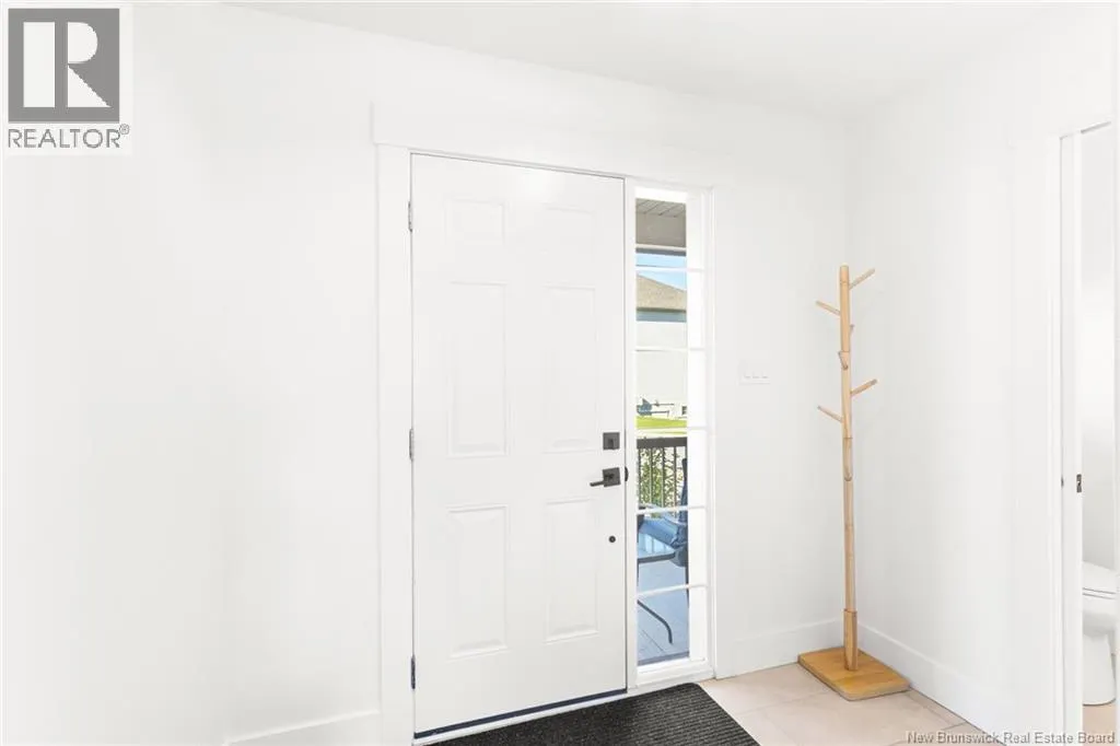 2 Huntingdon Circle