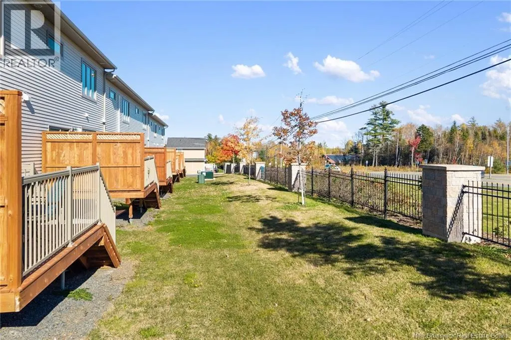 2 Huntingdon Circle