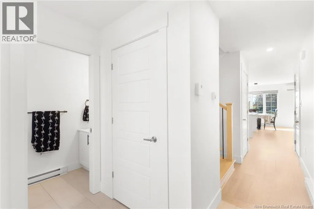 2 Huntingdon Circle