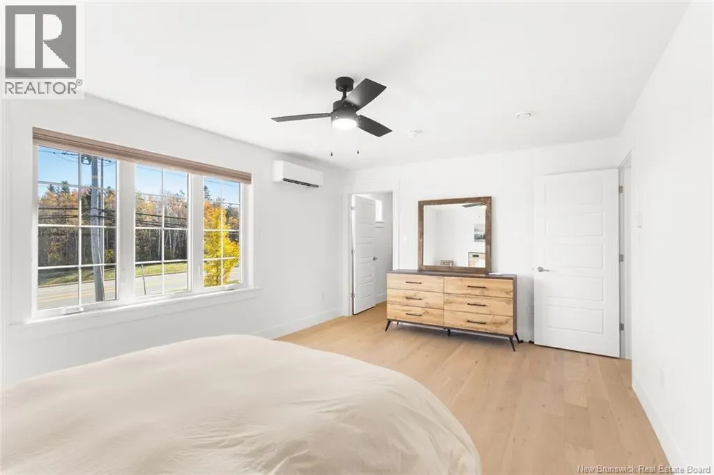 2 Huntingdon Circle