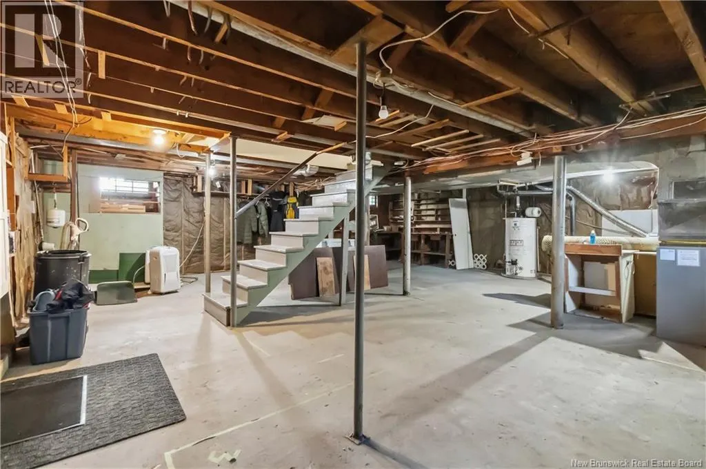93 Winter Avenue