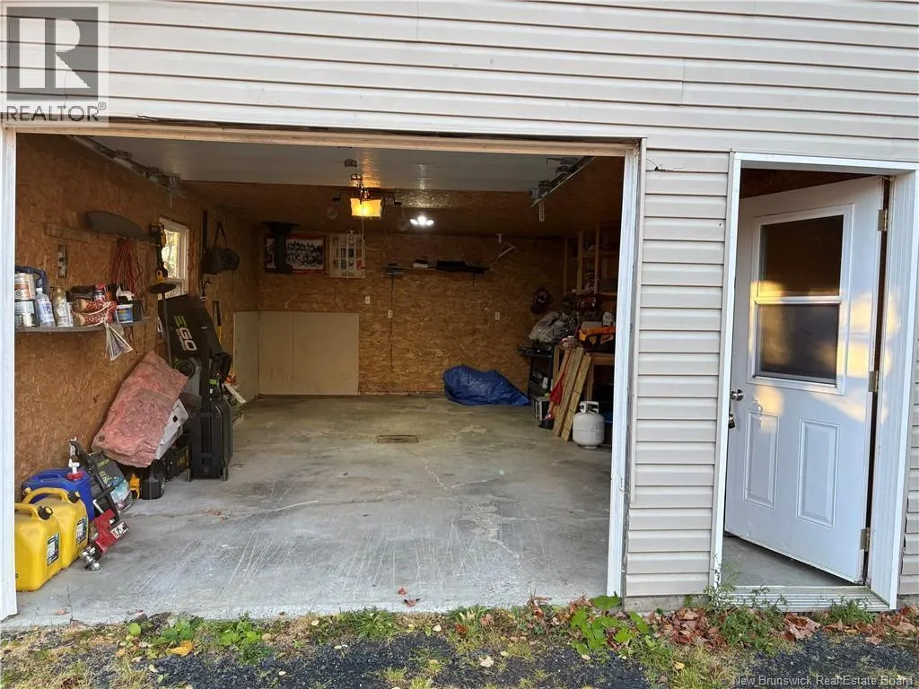 386 Martin Street