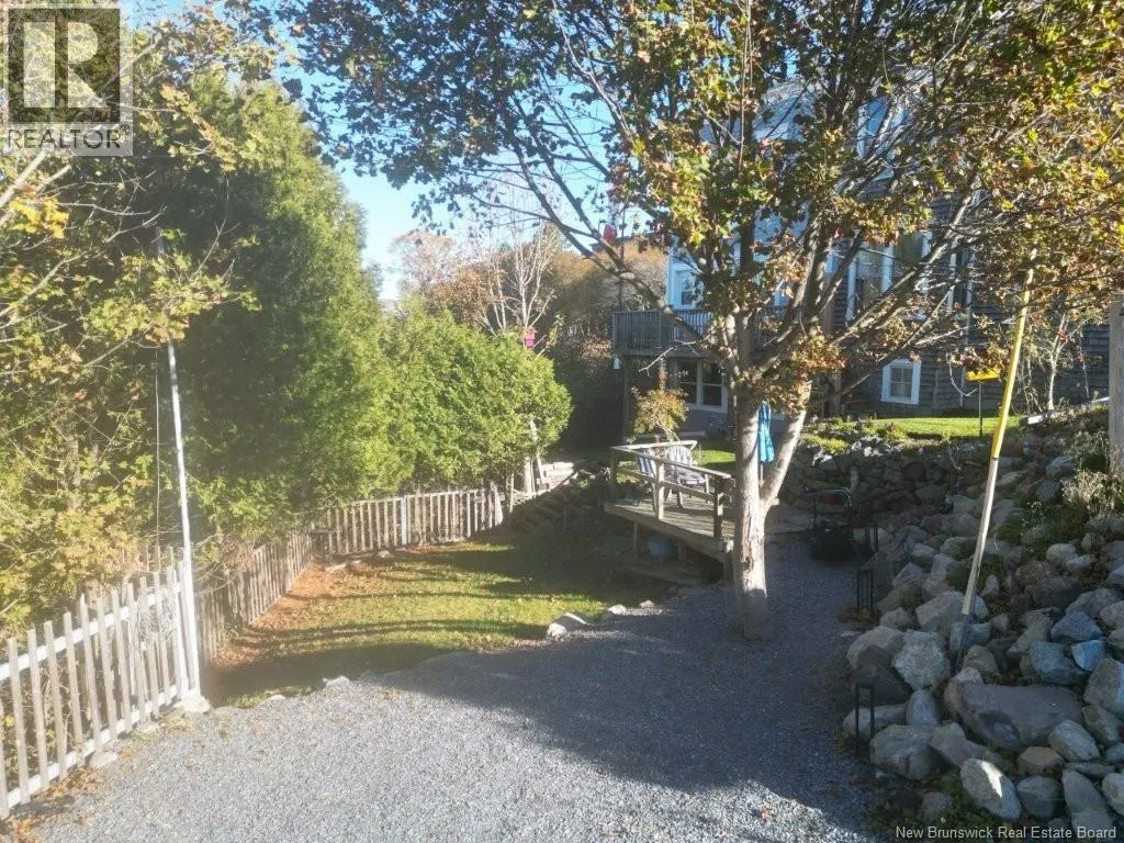 25-27 Victoria Lane