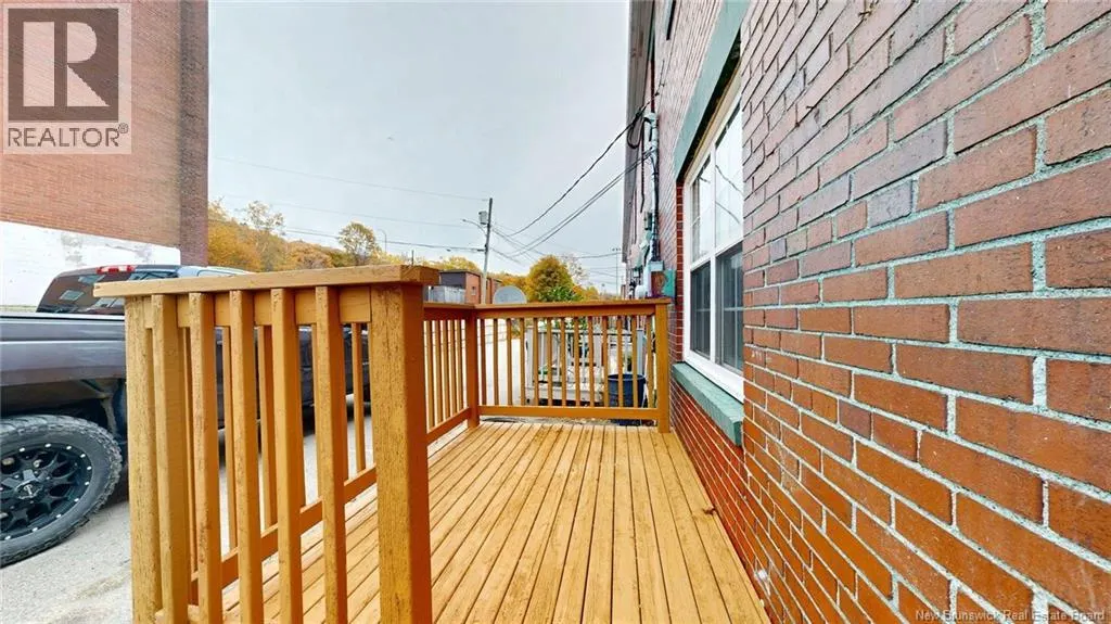 39 McKenna Crescent