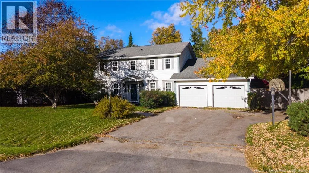 44 Sprucewood Avenue