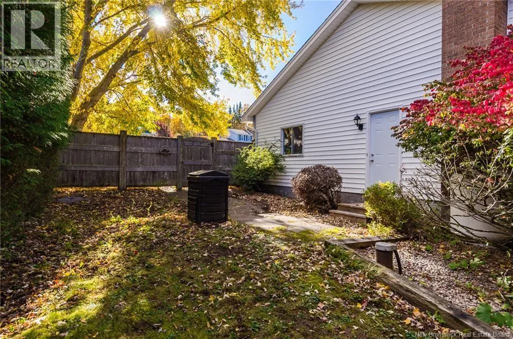 44 Sprucewood Avenue