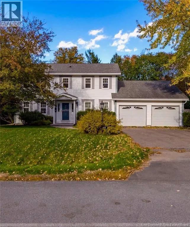 44 Sprucewood Avenue