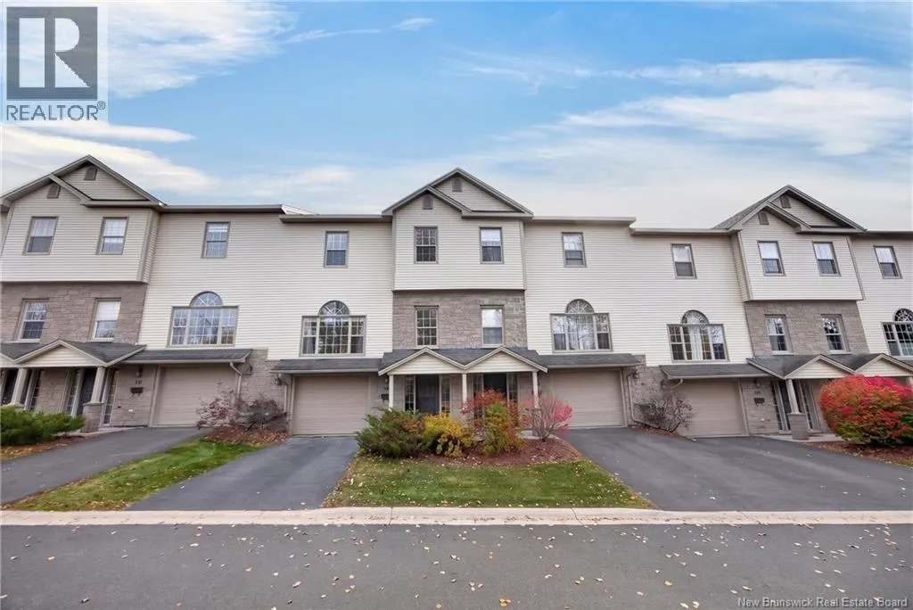 24 Hillside Lane
