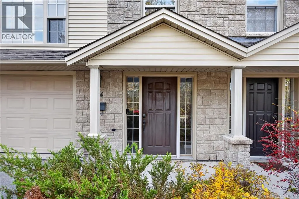 24 Hillside Lane