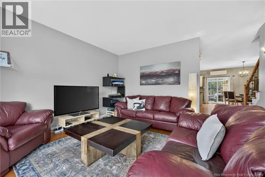 24 Hillside Lane