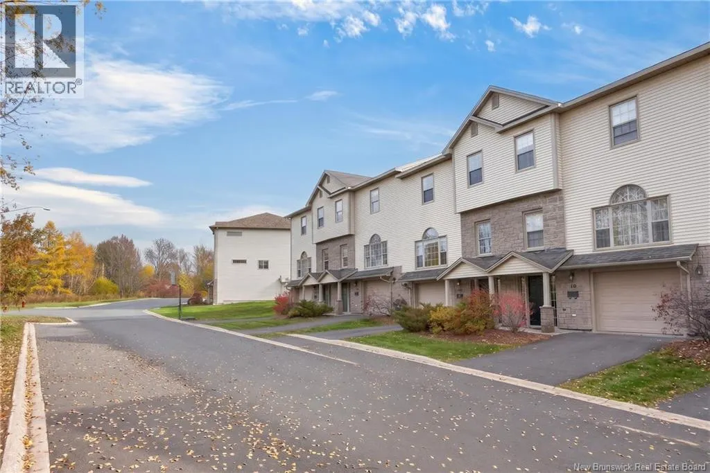 24 Hillside Lane