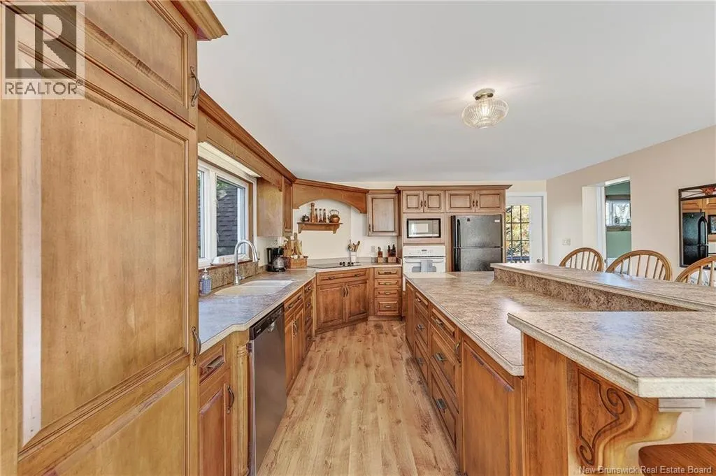 5 Hartford Lane