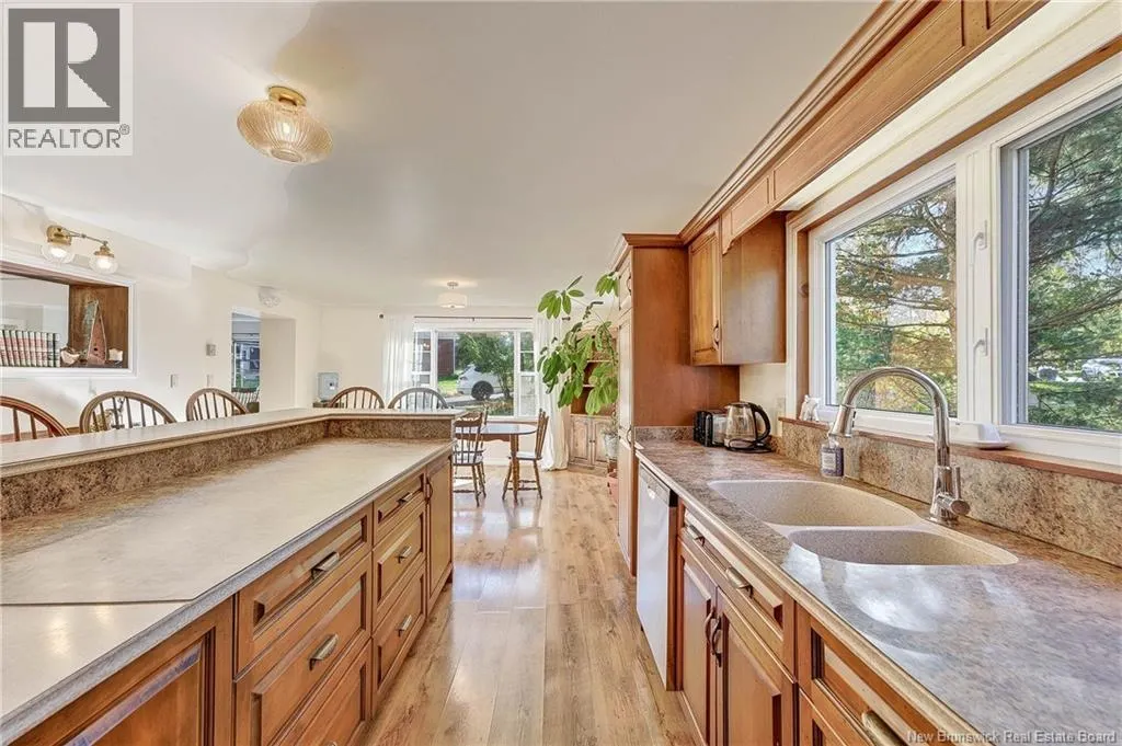 5 Hartford Lane