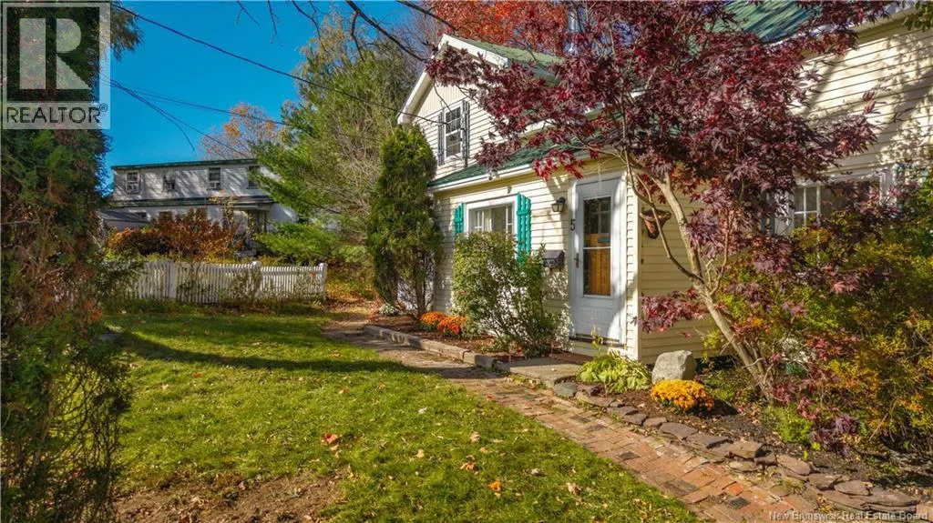 5 Hartford Lane