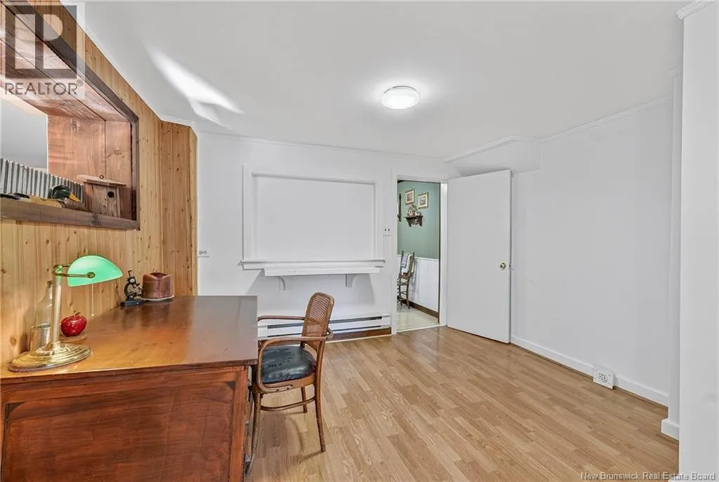 5 Hartford Lane