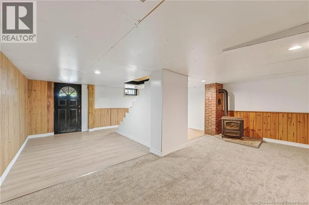 5 Hartford Lane